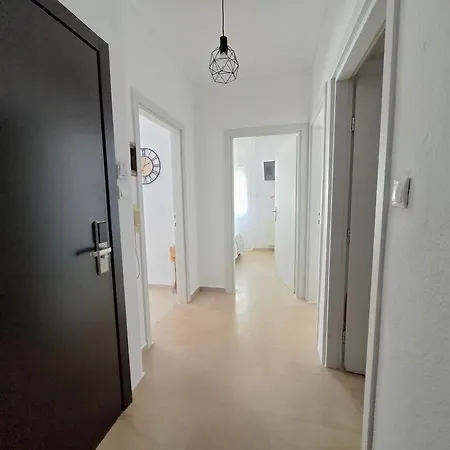 Alana Apartment Ierissos